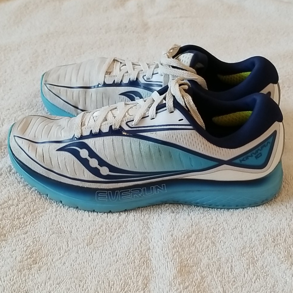SUPER SALE - Saucony Kinvara 10 Women 9.5